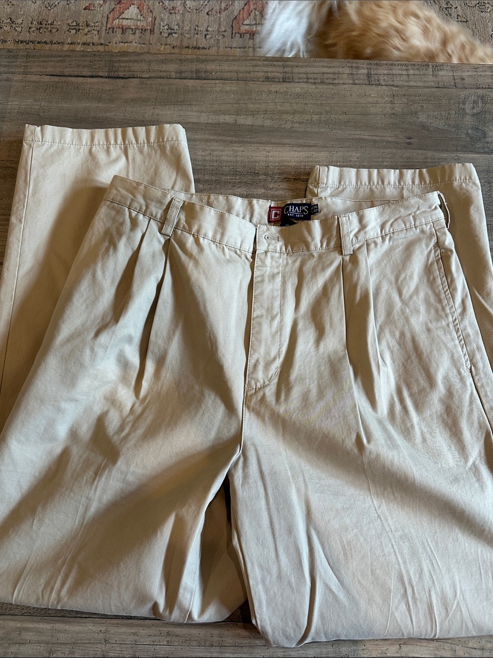 Chaps Men's Pleated Khaki Chinos in Light Tan